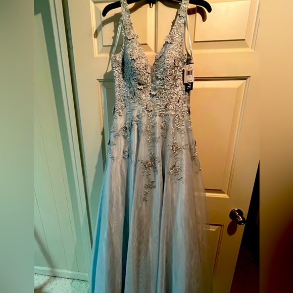 Xscape Dresses Xscape Light Blue Prom Dress Size 6 Brand New With